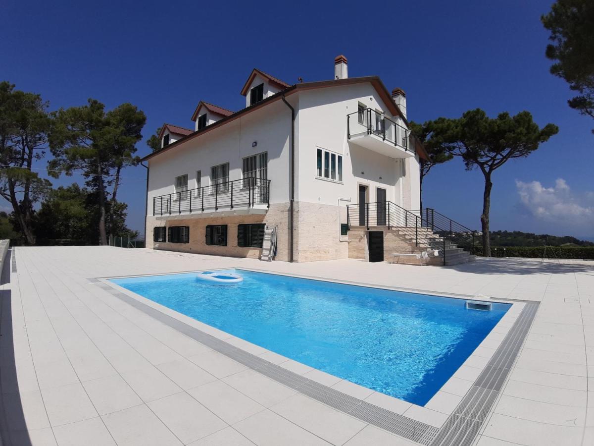 Villa De Ruschi Montacuto 외부 사진