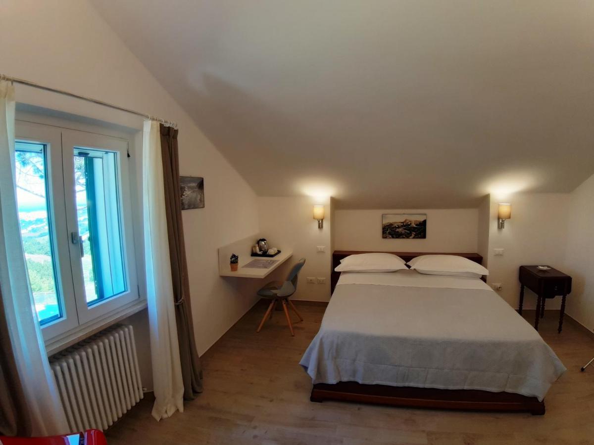 Villa De Ruschi Montacuto 외부 사진