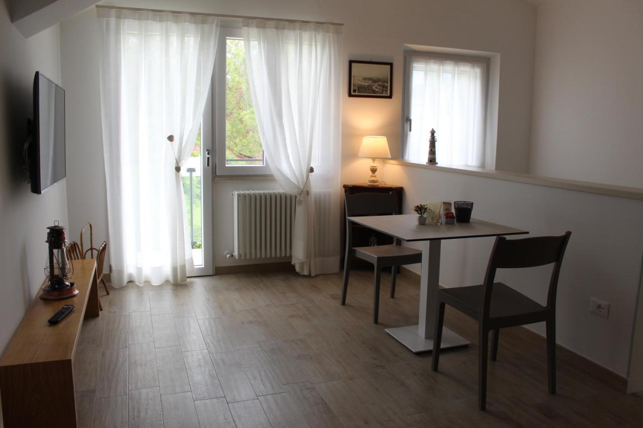 Villa De Ruschi Montacuto 외부 사진