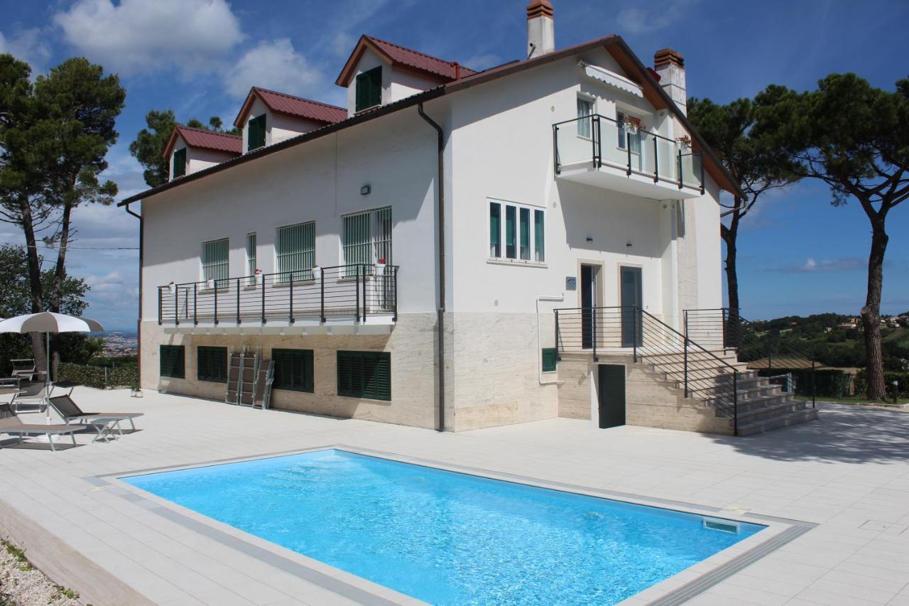 Villa De Ruschi Montacuto 외부 사진